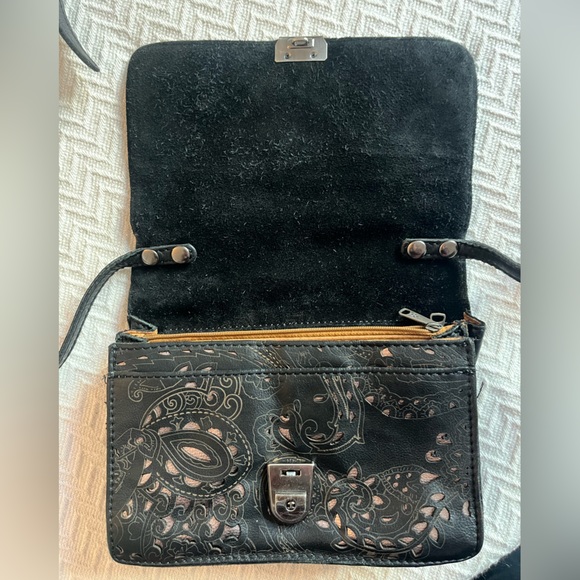 Patricia Nash Lanza Crossbody - Picture 11 of 17